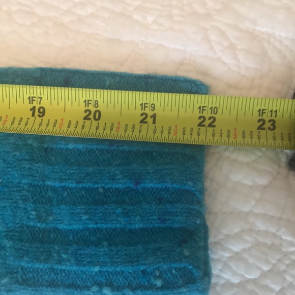 Express jeans lambs wool long sleeve V-neck sweater - Picture 7 of 7